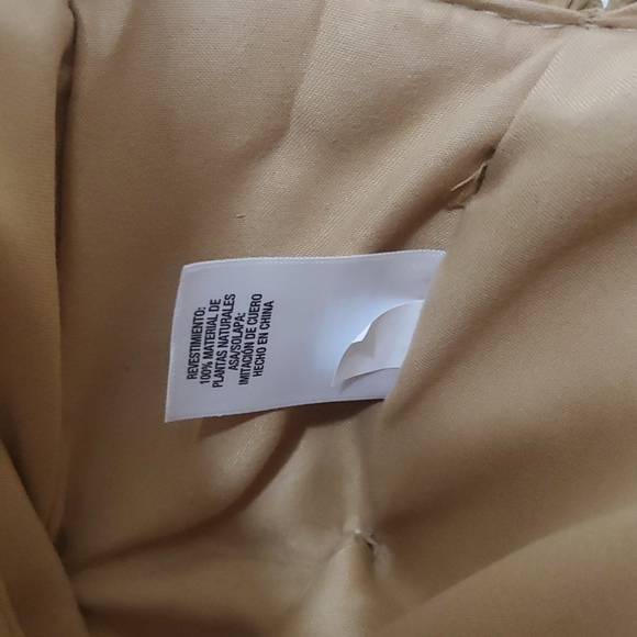 Universal Goods Co. Straw purse - round shape - Picture 11 of 16